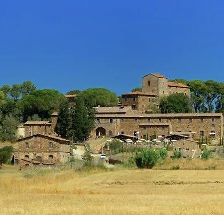 House In Tuscany Near Baratti